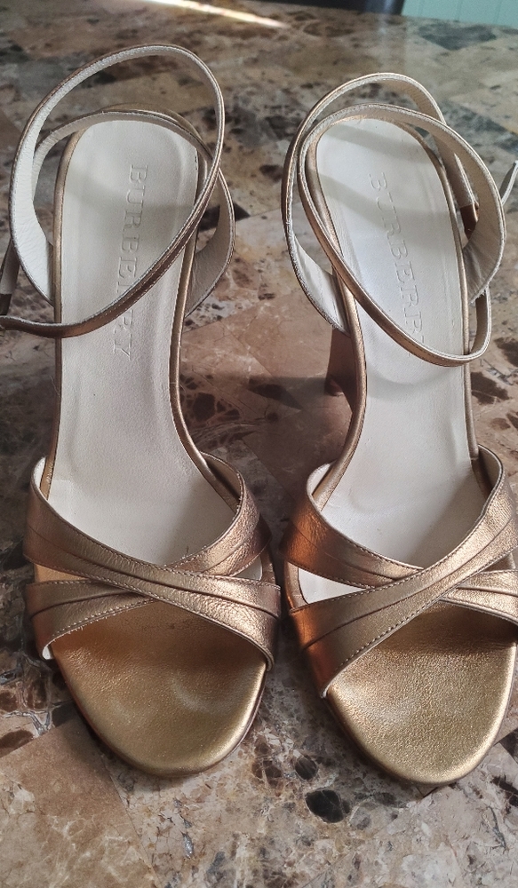 Burberry Gold Leather heeled wedge